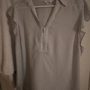 Candie's Monochrome Zip-Front Blouse